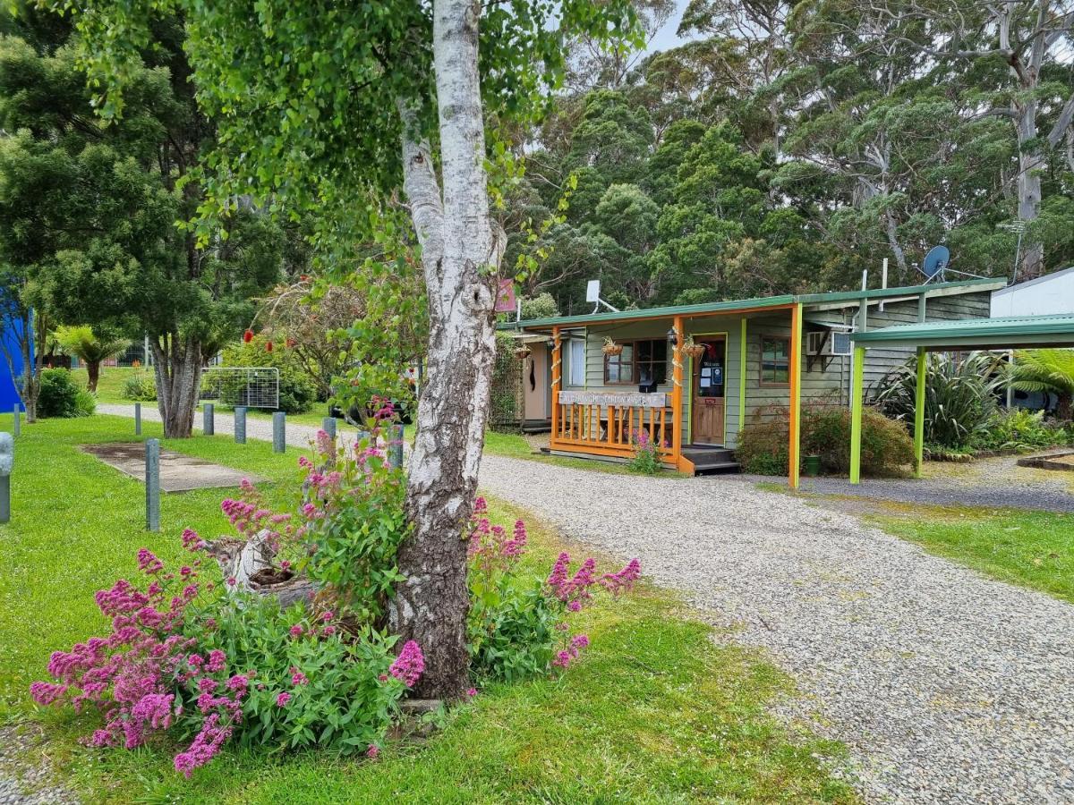 Strahan Backpackers Dış mekan fotoğraf
